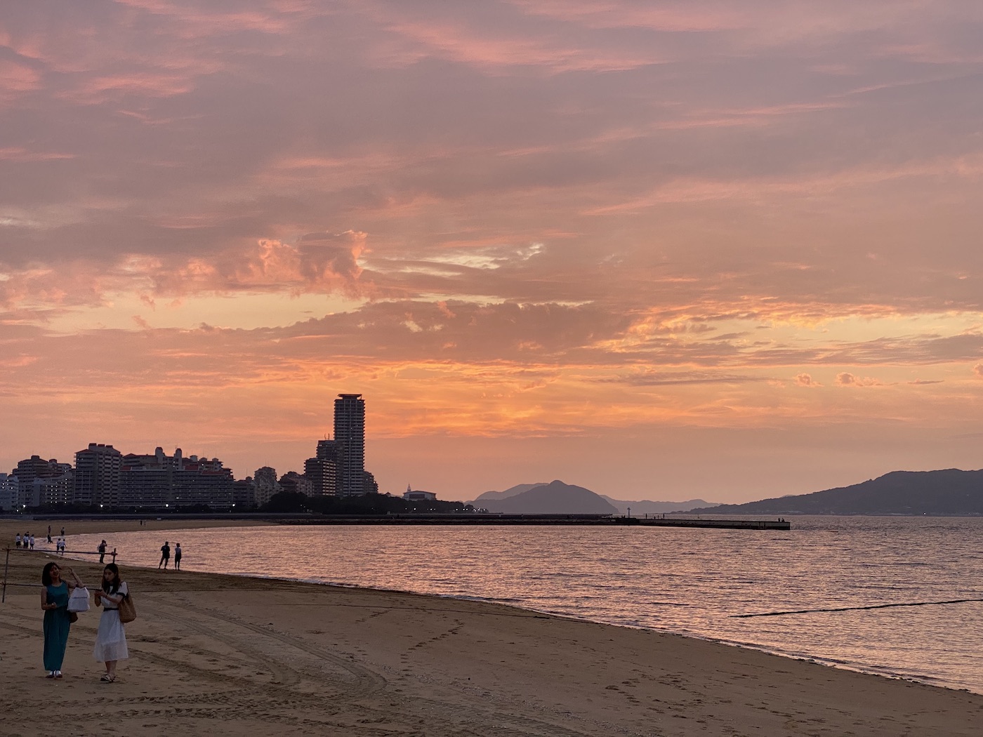 Sunset in Seaside Momochi, シーサイドももちのサンセット