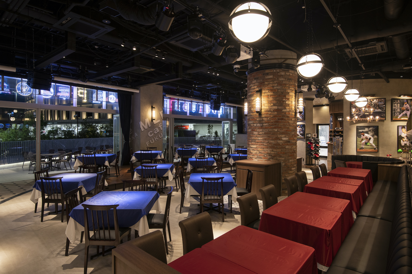 MLB cafe Fukuoka, アメリカンダイナー