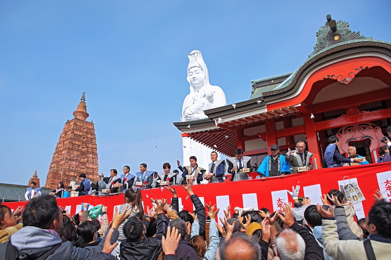 Setsubun Festival at Naritasan Kurume Bunin Myooji Temple, 成田山久留米分院明王寺 節分会