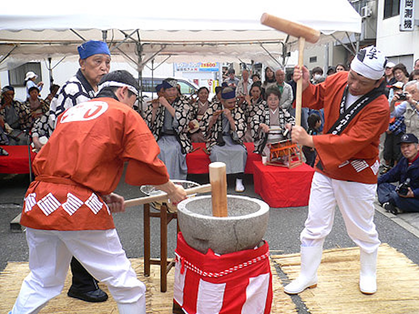 Hakata Mochitsuki, 博多もちつき